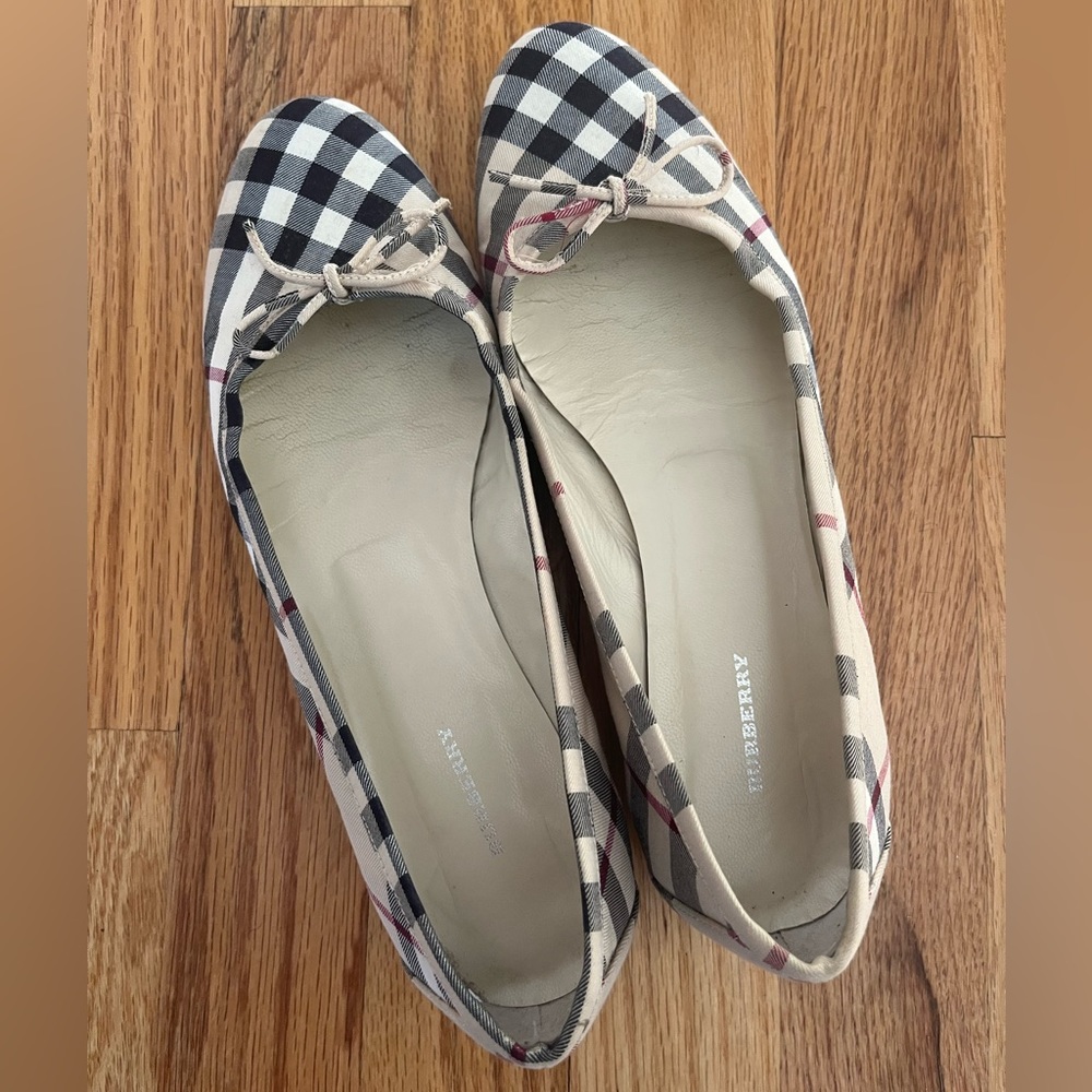 Burberry ballet flats, classic canvas plaid, size 37.5